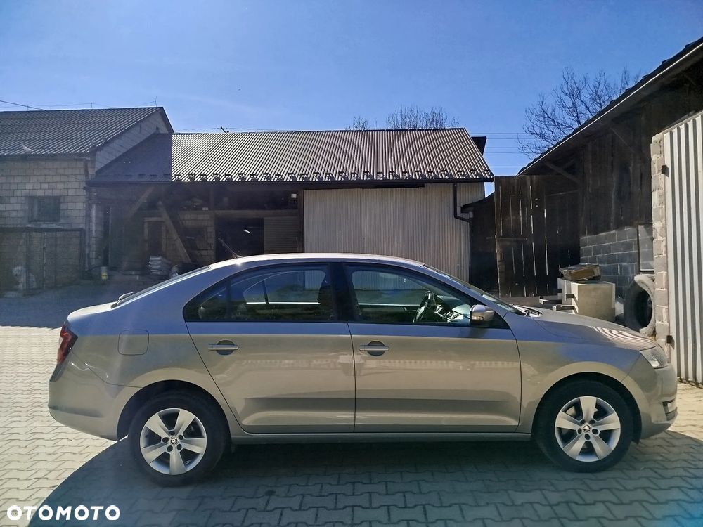 Skoda RAPID 1.0 TSI Ambition - 2