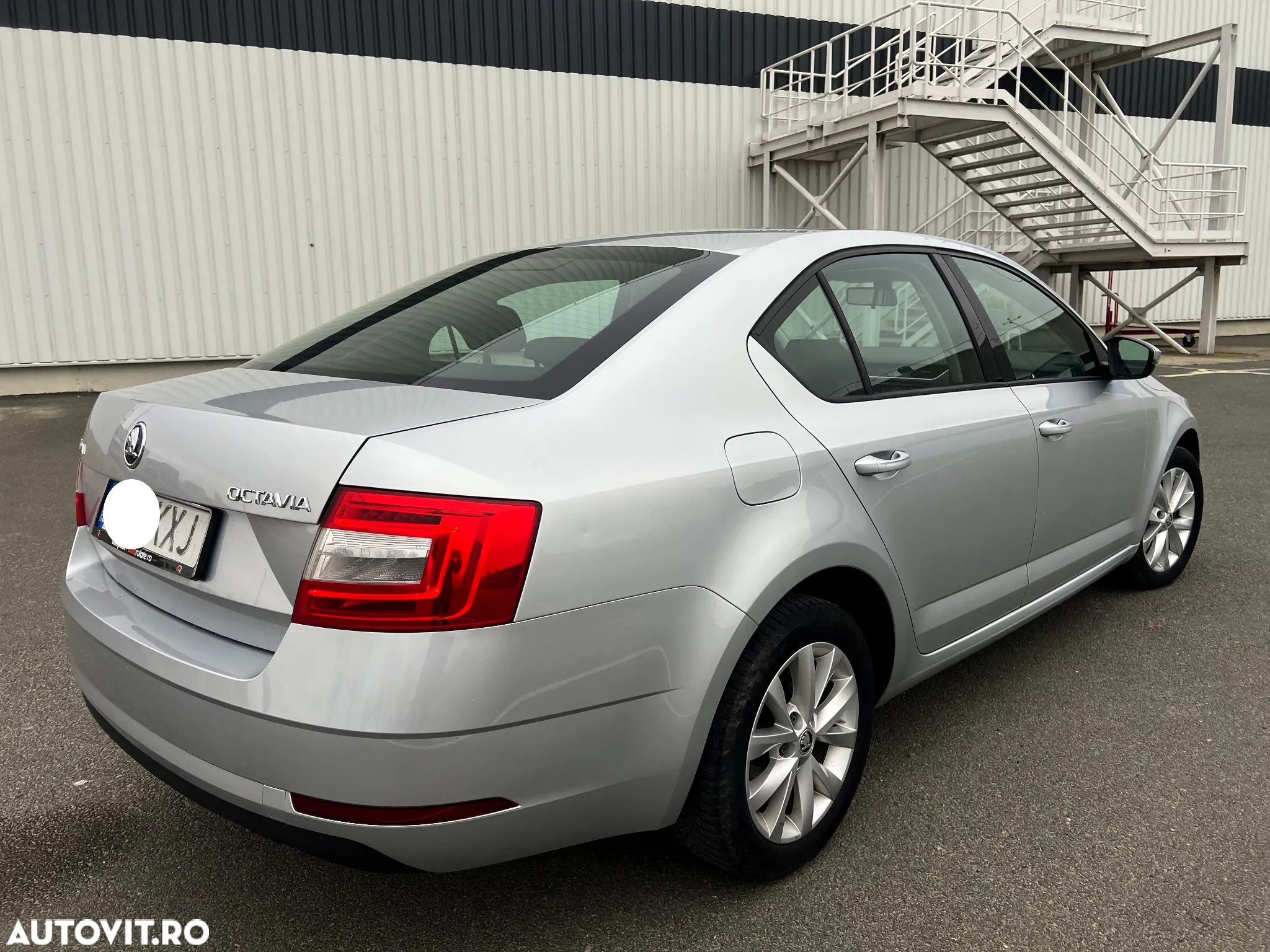 Skoda Octavia 1.6 TDI Style - 4