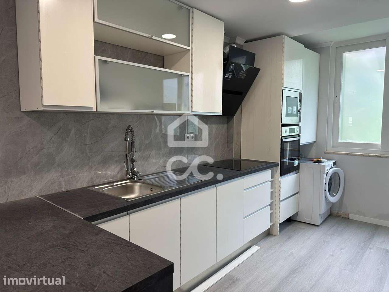 Apartamento T2  totalmente renovado em Benfica - Grande imagem: 5/16