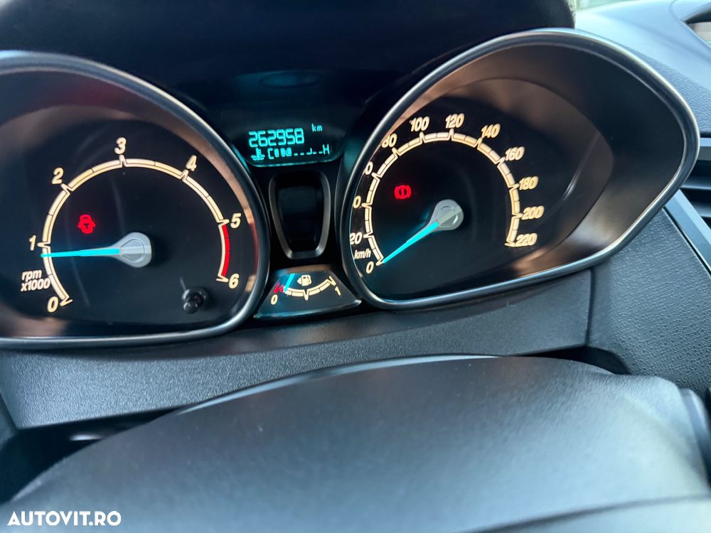 Ford Fiesta 1.6 TDCI Trend - 12