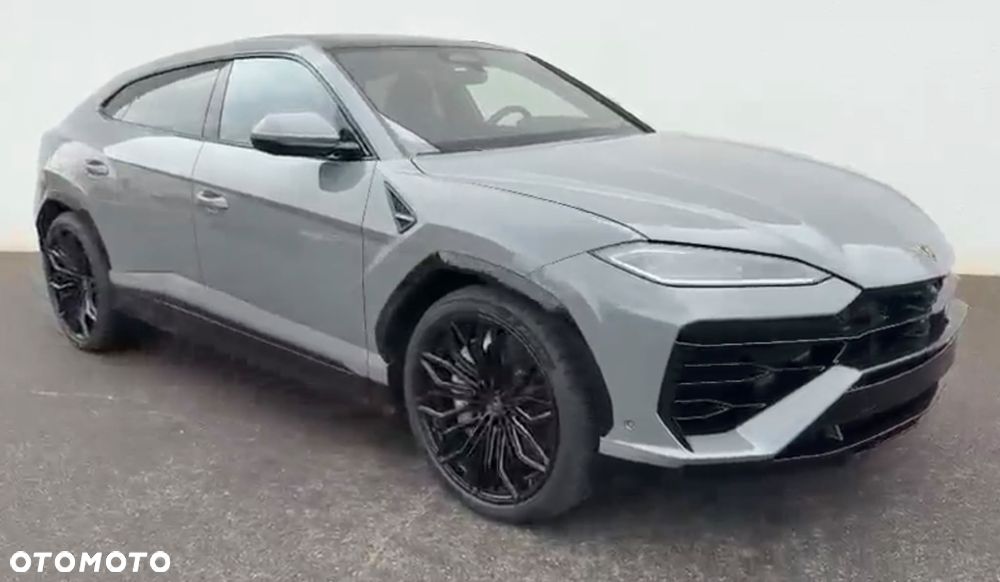 Lamborghini Urus - 3