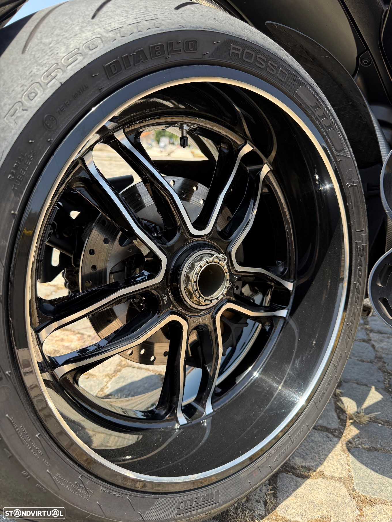 Ducati Diavel Carbon Edition - 13