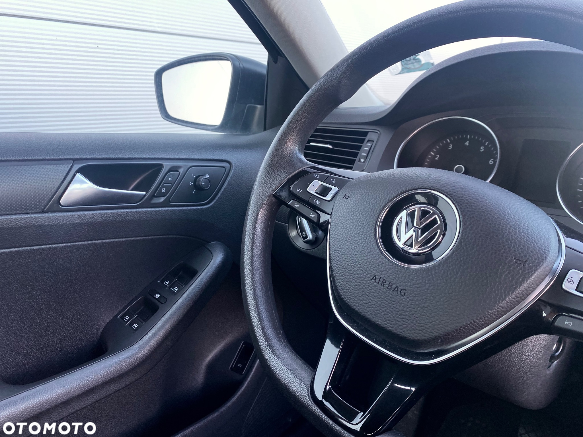 Volkswagen Jetta 1.4 TSI DSG BlueMotion Technology - 36