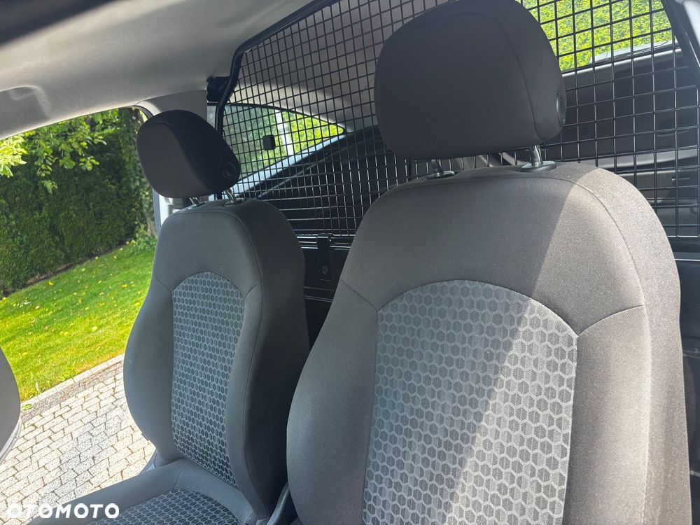 Opel Corsa - 10