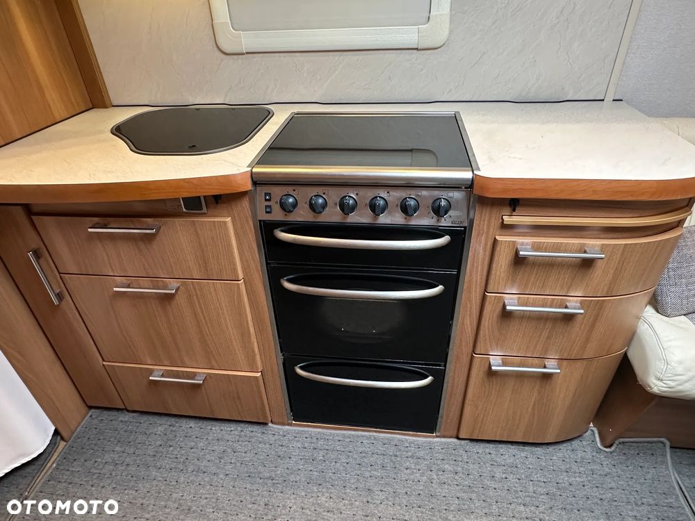 Kabe ROYAL 610 DXL KS z klimą dachową, napędem i ALDE !!! - 30