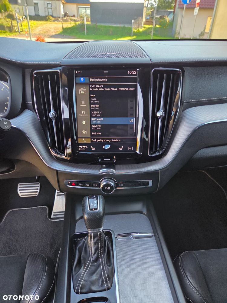 Volvo XC 60 D4 AWD R-Design - 33