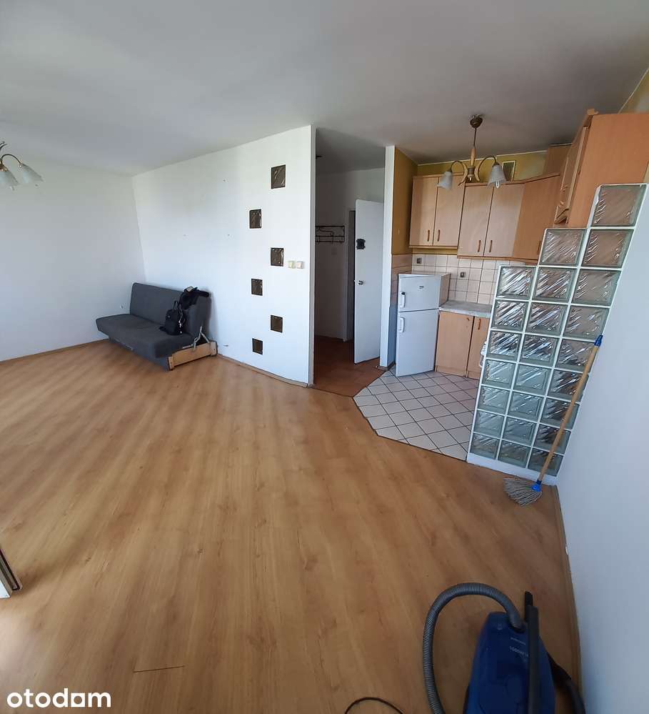 Sprzedam kawalerkę 30.5m 8p Warszawa bródno
