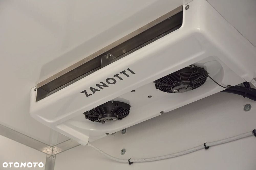 Renault Master - 22