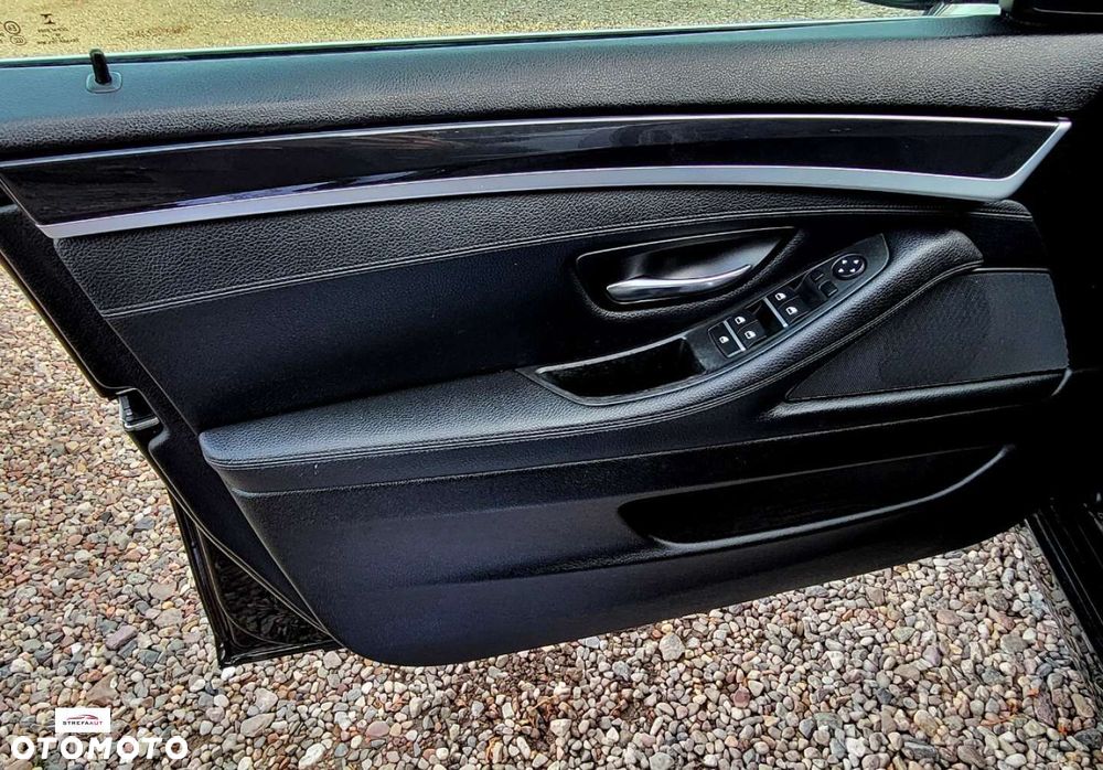 BMW Seria 5 - 30