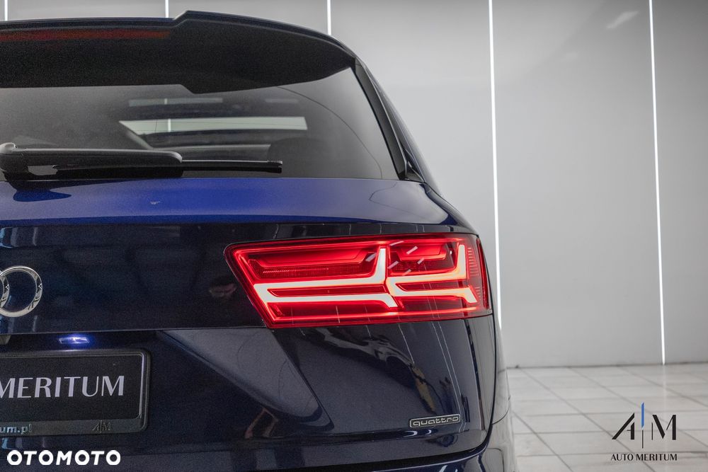 Audi Q7 - 10