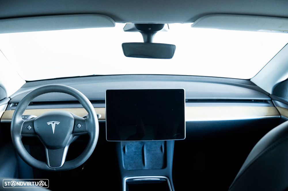 Tesla Model Y Long Range Tração Integral - 14