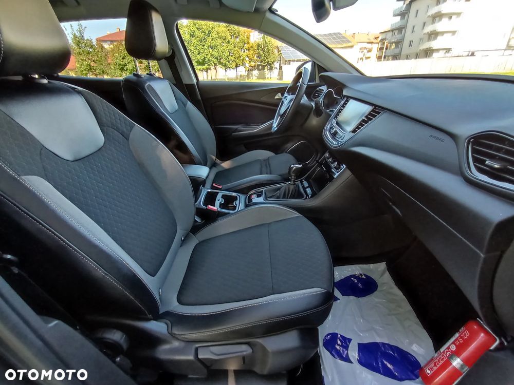 Opel Grandland X 1.2 Start/Stop INNOVATION - 24