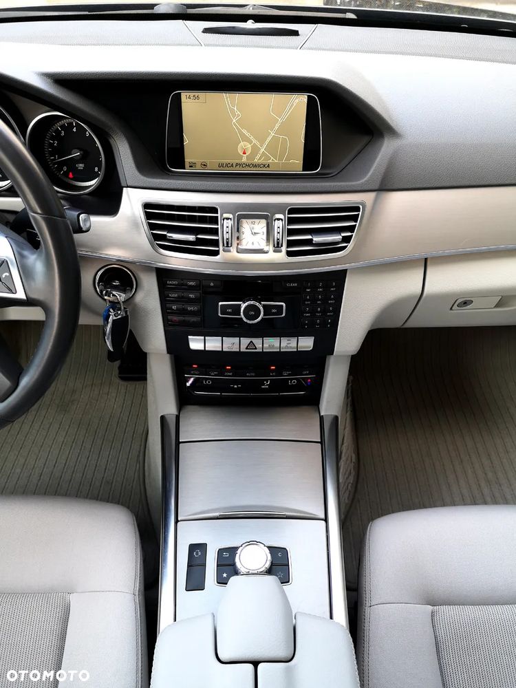 Mercedes-Benz Klasa E 200 7G-TRONIC Edition - 18