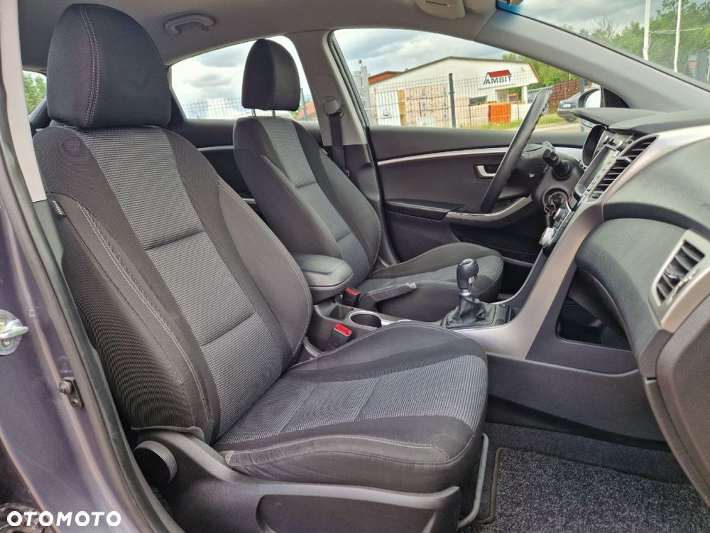 Hyundai i30 blue 1.4 Passion - 20