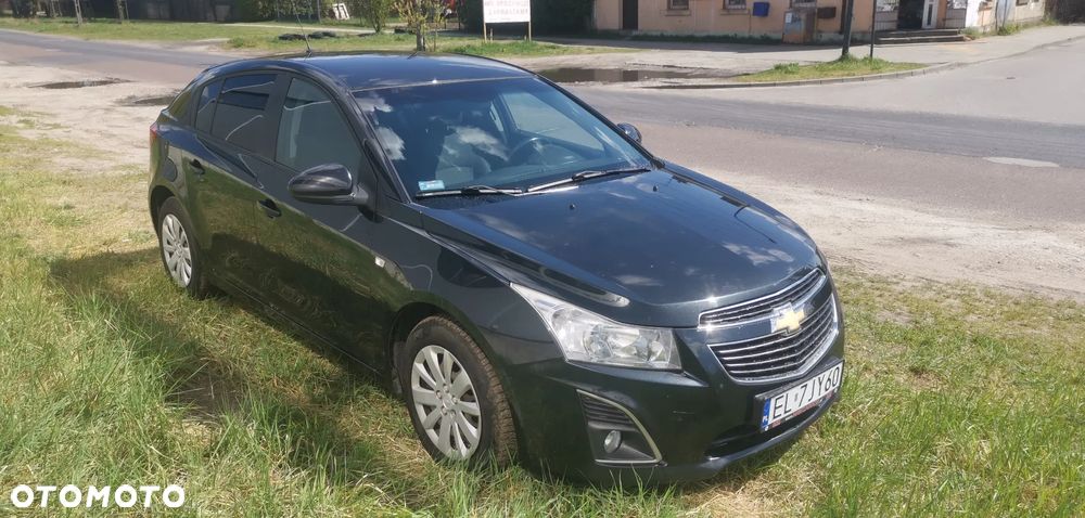Chevrolet Cruze 1.8 Base - 28