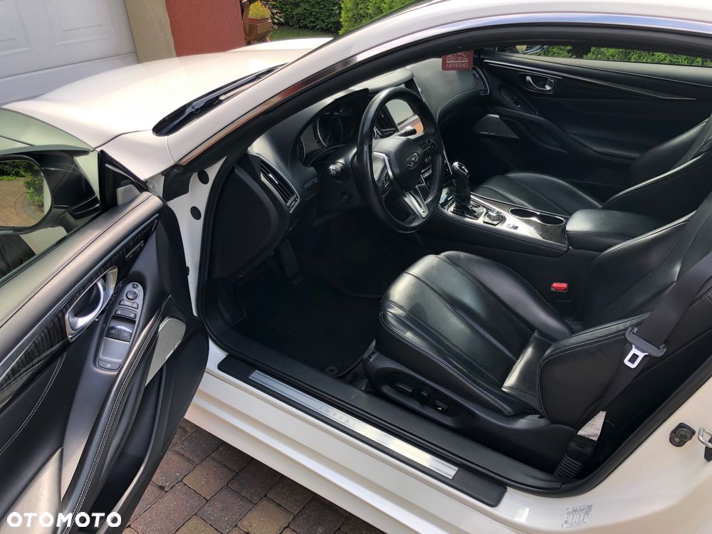 Infiniti Q60 2.0t Premium Tech - 9