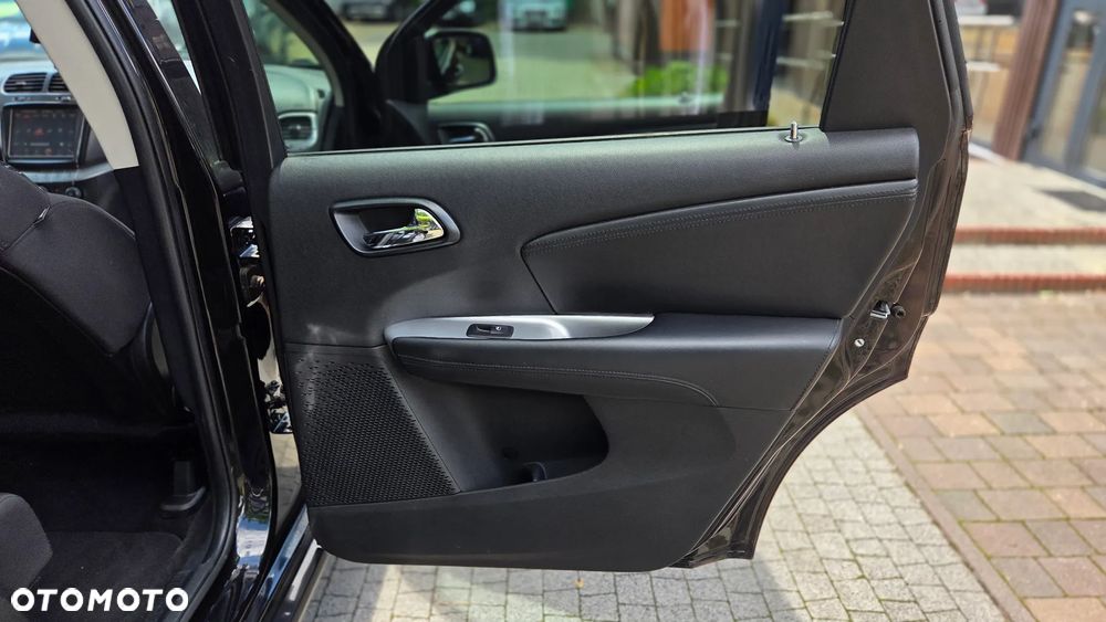 Fiat Freemont 2.0 Multijet 16V DPF Urban - 28