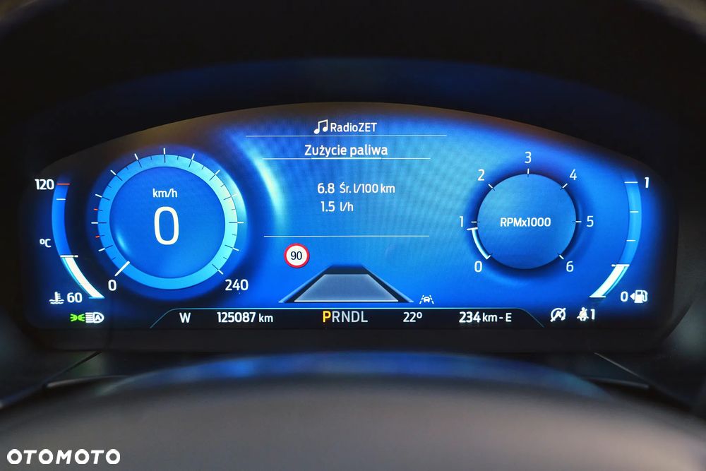 Ford Kuga - 27