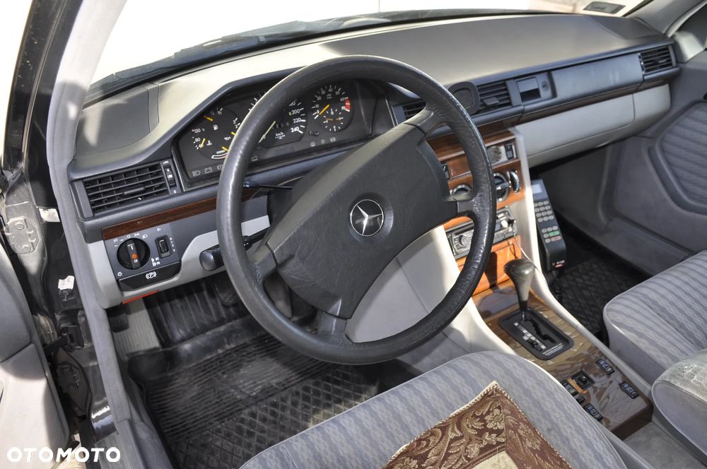Mercedes-Benz W124 (1984-1993) - 7