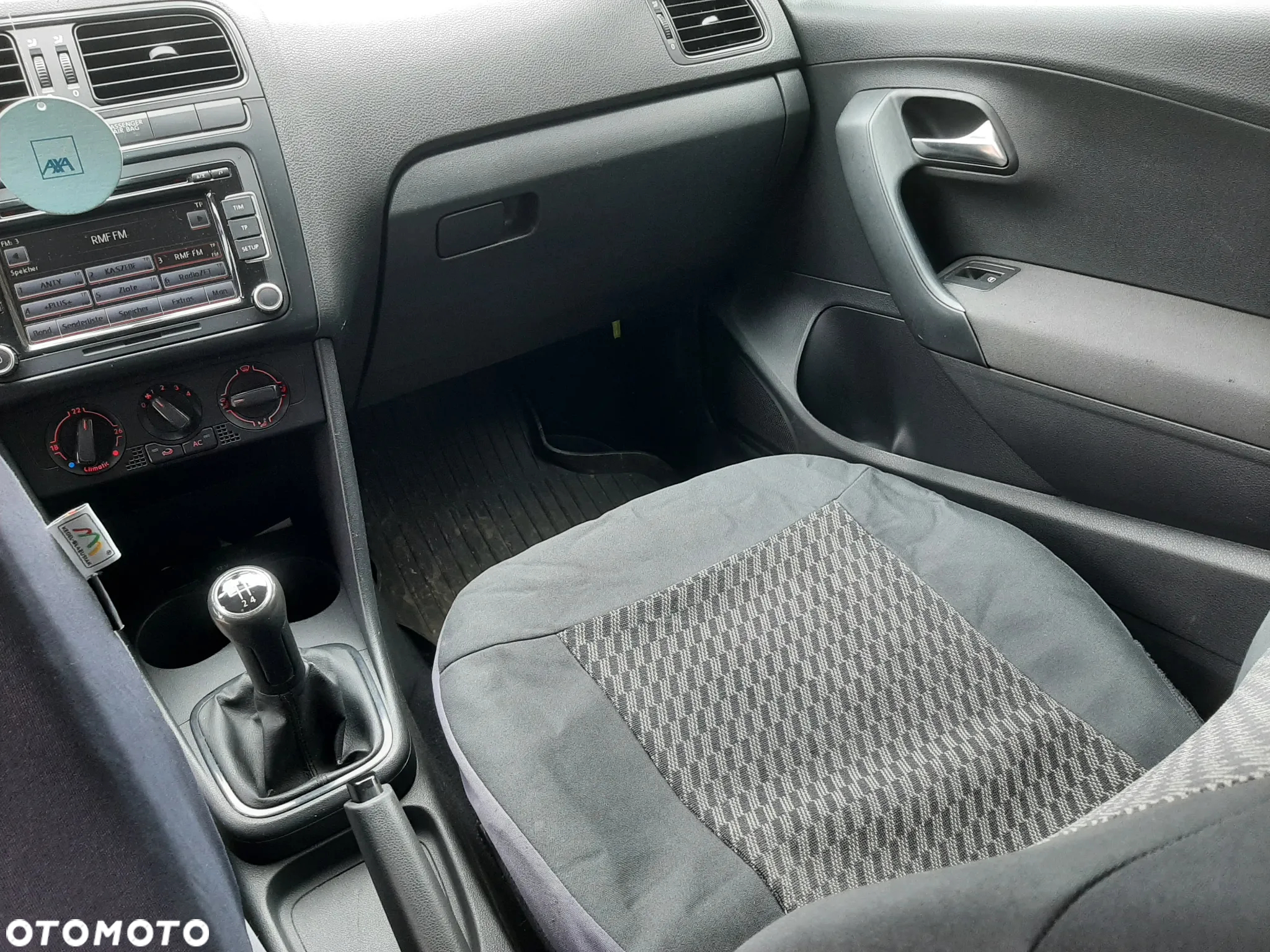 Volkswagen Polo - 24
