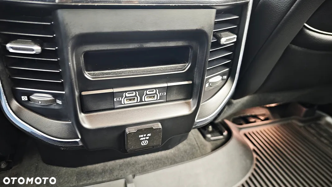Dodge RAM 1500 5.7 4x4 - 21