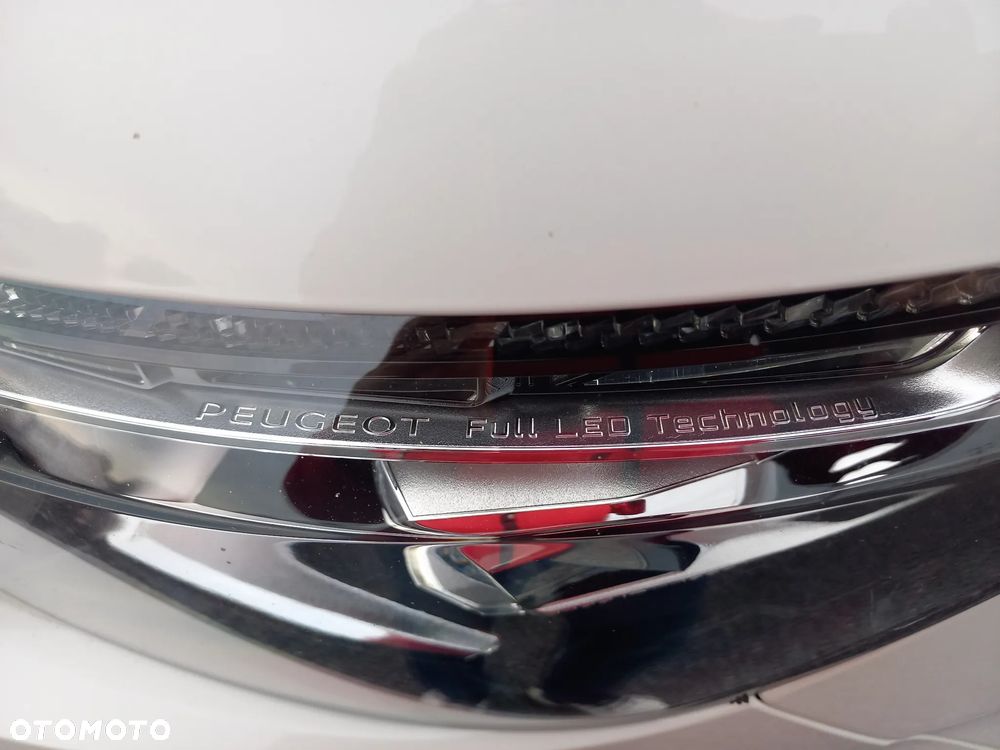 Peugeot 5008 BlueHDI 130 Allure Business-Paket - 12