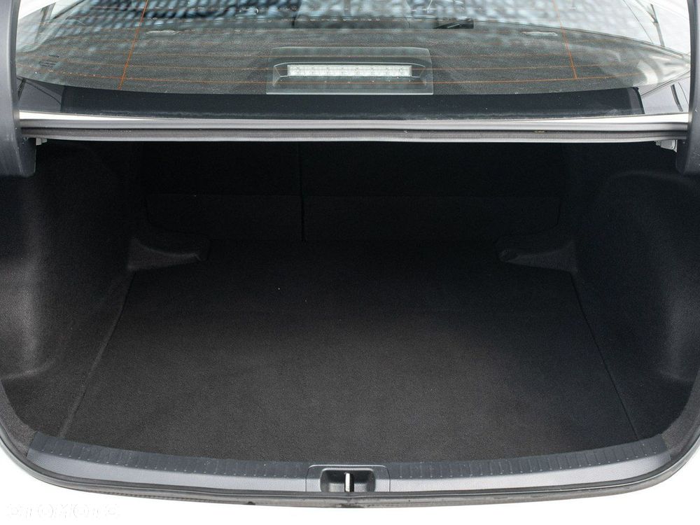 Toyota Corolla 1.5 Comfort MS - 26