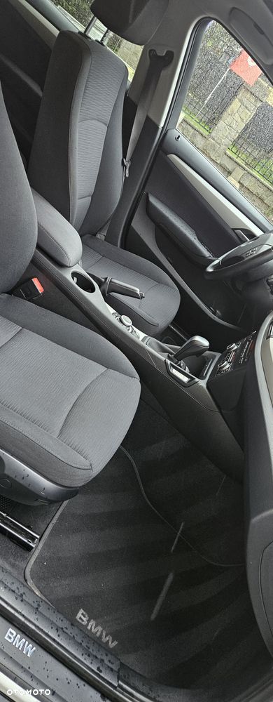BMW X1 sDrive18d Sport Line - 35