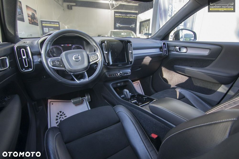 Volvo XC 40 - 22