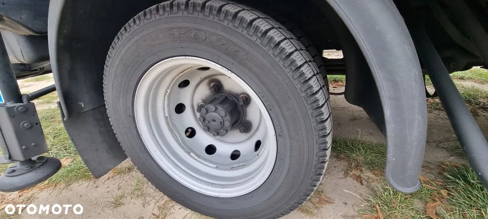 Nissan CABSTAR - 13
