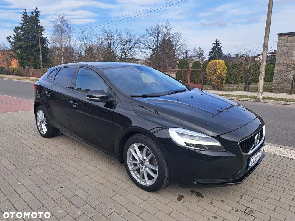 Volvo V40 D2 Momentum - 2