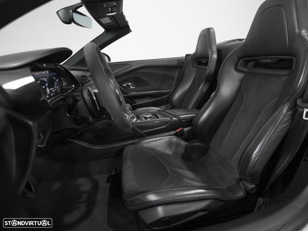 Audi R8 Spyder 5.2 FSi V10 S tronic Plus - 7