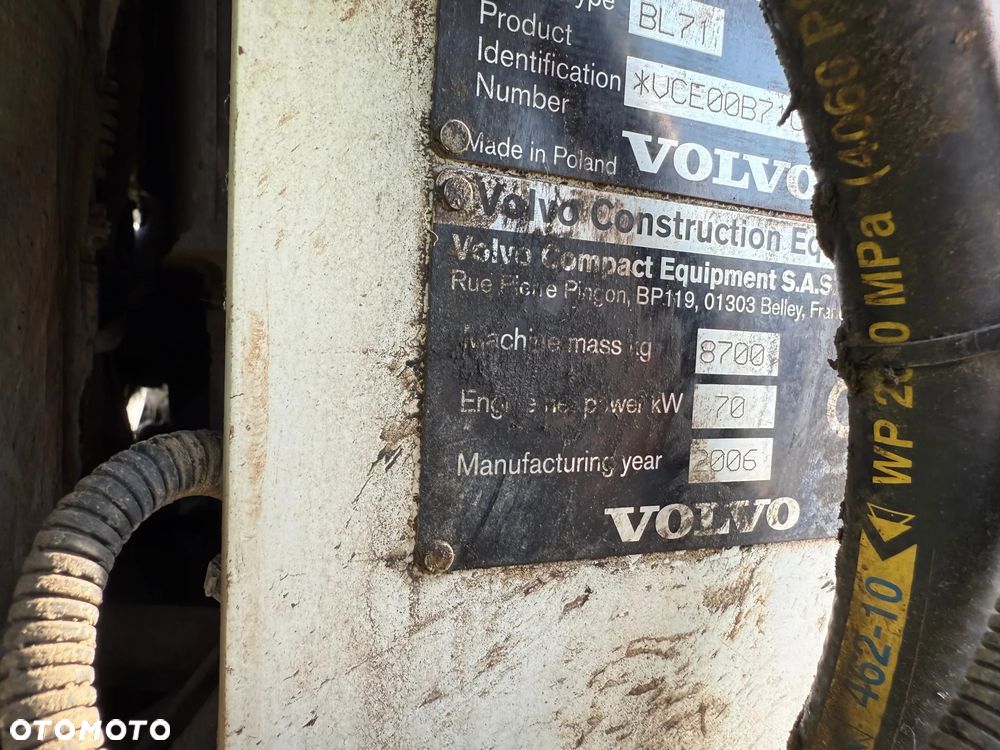 Volvo BL71 Szybkozłącze Przód i Tył - 17