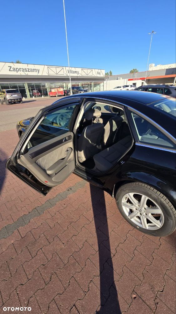 Audi A6 Limousine 1.9 TDI Multitronic - 6