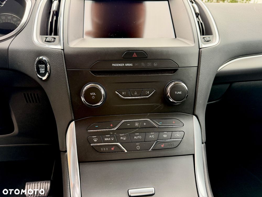 Ford S-Max - 27
