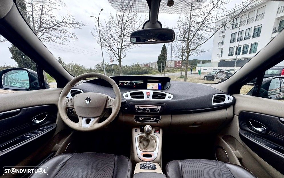 Renault Scénic 1.5 dCi Luxe - 6