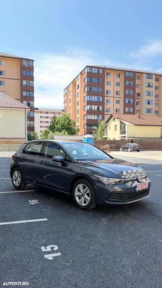 Volkswagen Golf - 2