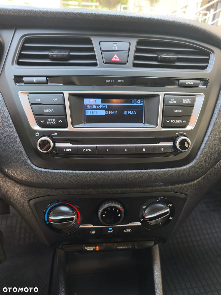 Hyundai i20 1.2 Classic Plus - 9