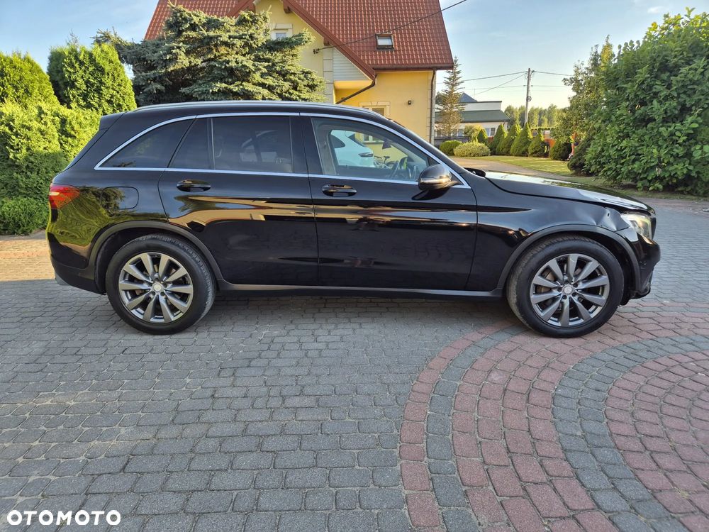Mercedes-Benz GLC - 14