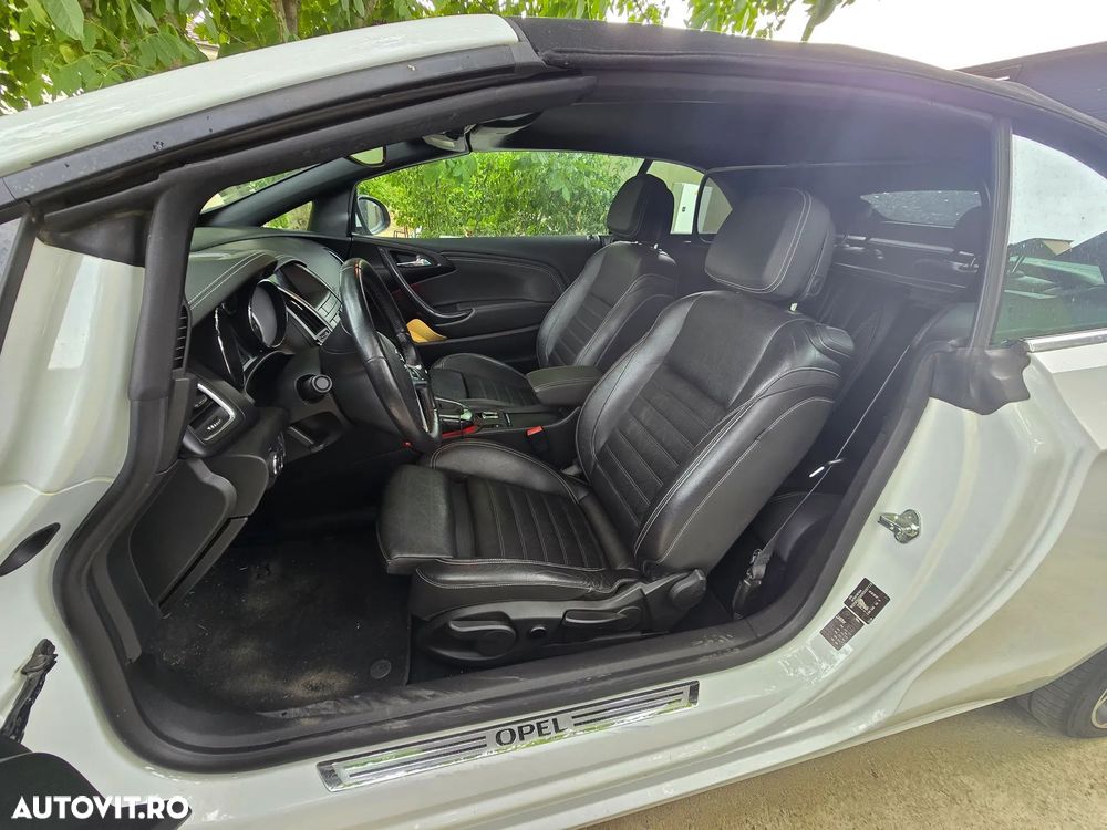 Opel Cascada 1.6 SIDI Turbo ecoFLEX Start/Stop Edition - 22