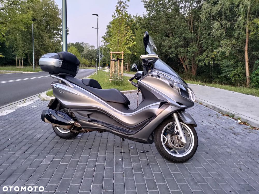 Piaggio X10 - 1