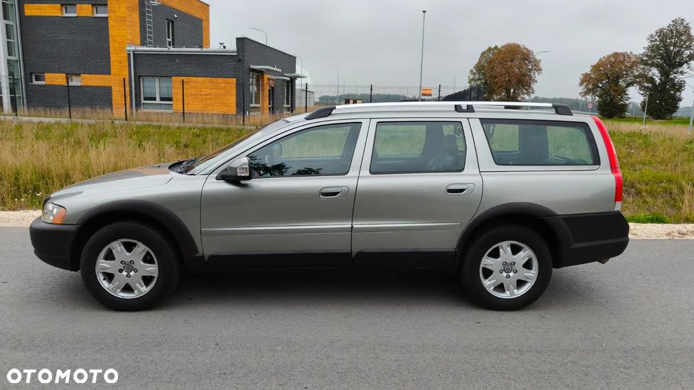 Volvo XC 70 - 4