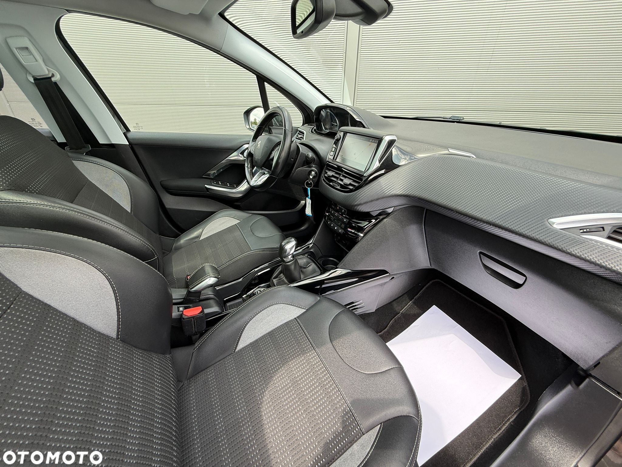 Peugeot 2008 PureTech 110 Stop&Start Crossway - 30