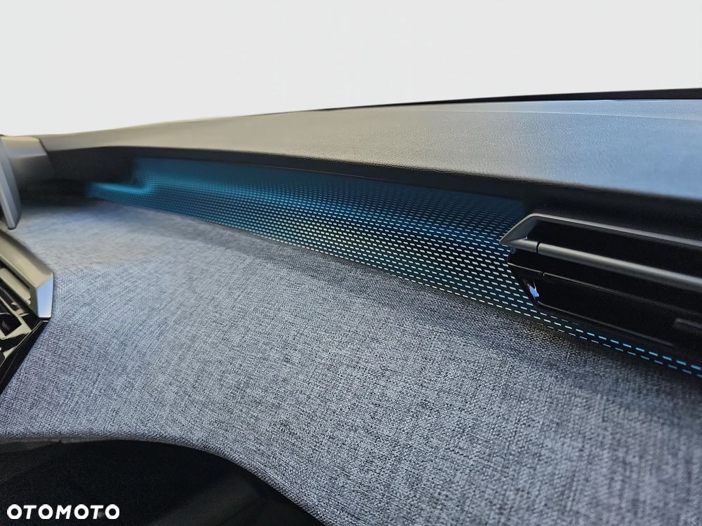 Peugeot 3008 1.2 PureTech mHEV GT S&S e-DCS6 - 29