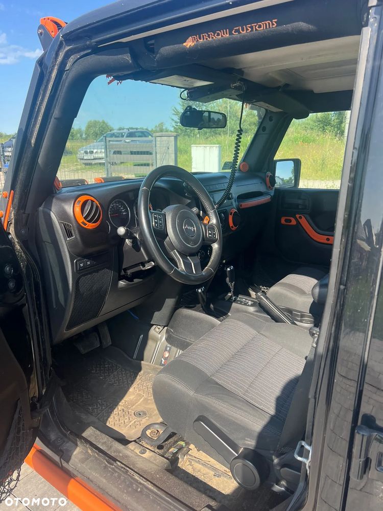 Jeep Wrangler 2.8 CRD Unlim Rubicon - 13
