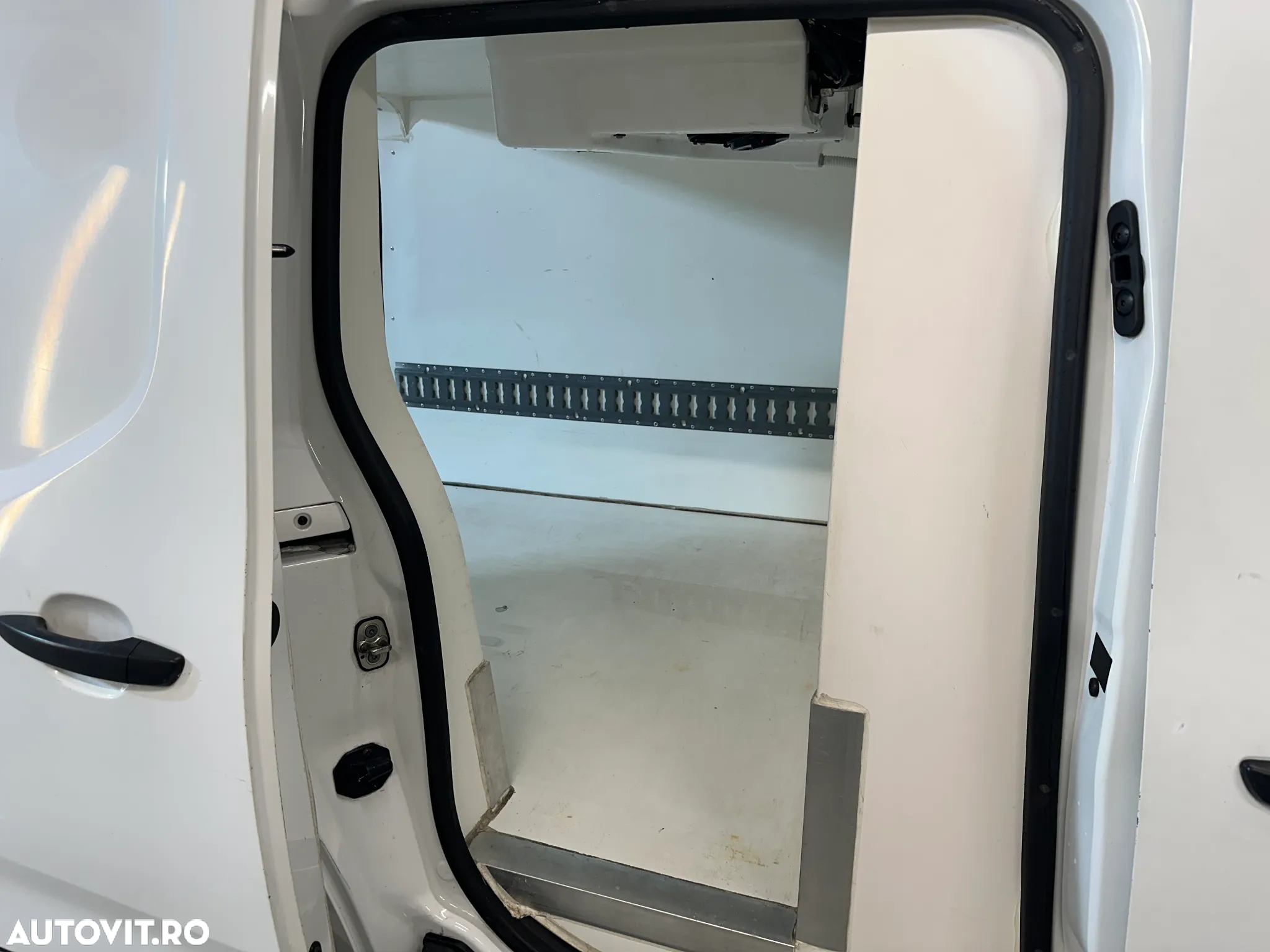 Opel Combo - 8