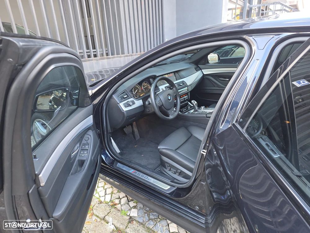 BMW M550d xDrive Auto - 10