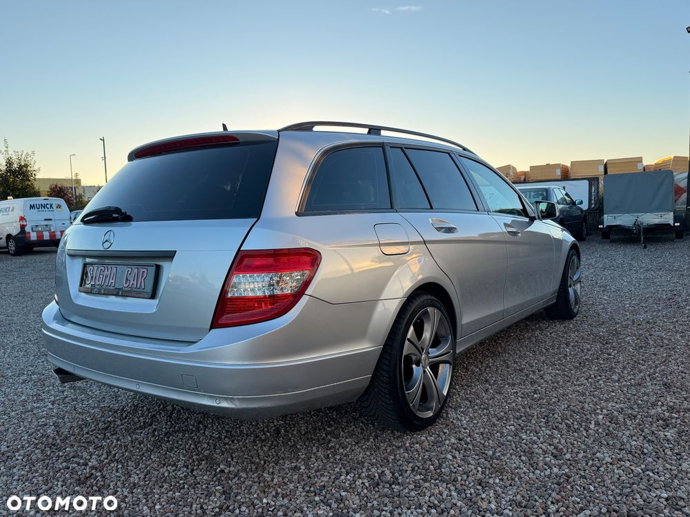 Mercedes-Benz Klasa C 220 CDI DPF Automatik Elegance - 17