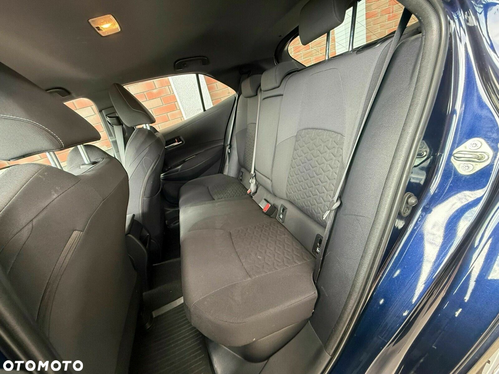 Toyota Corolla - 10