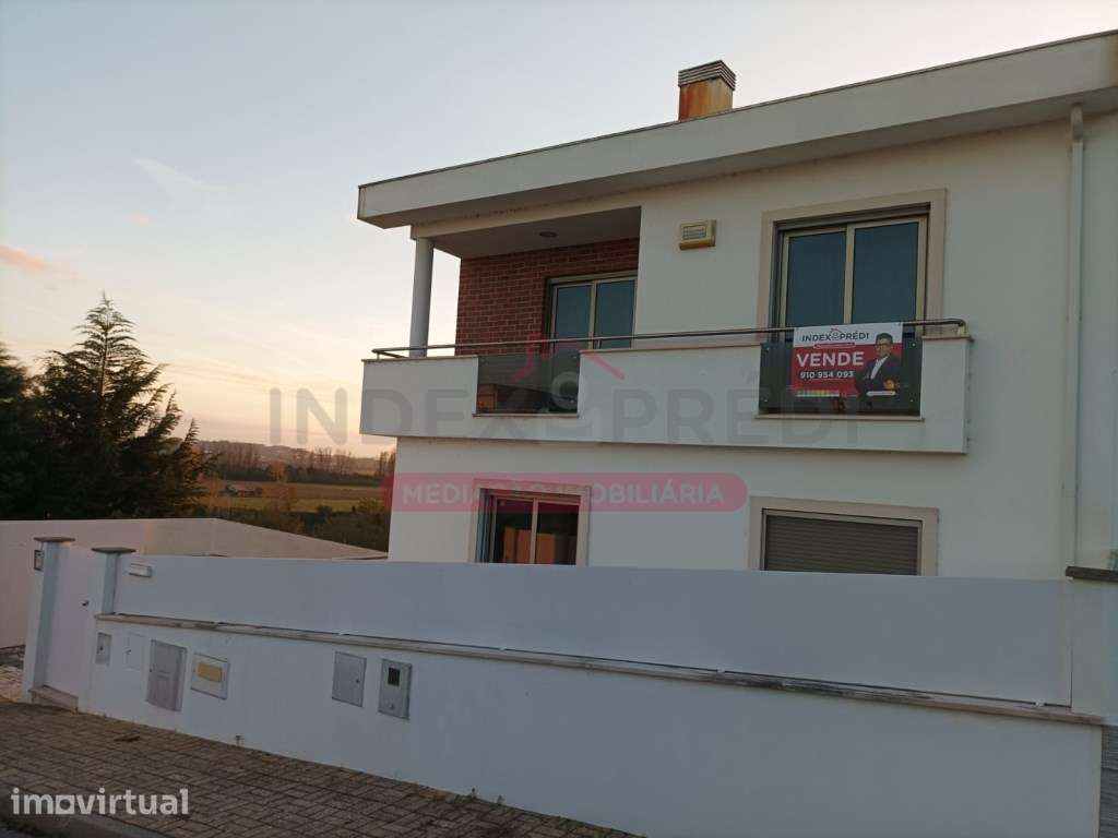 Moradia Geminada com Lote terreno - Quinta do Paço em São Silvestre - Grande imagem: 5/22